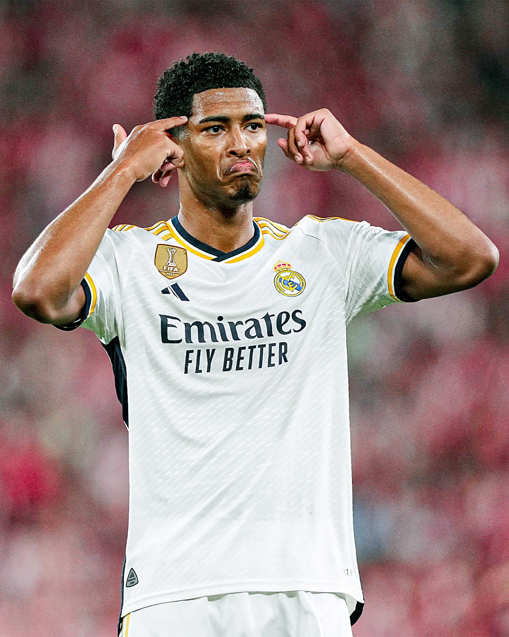 昆萨：在药厂效力获得国家队征召很正常，希望在主场拿下纽卡