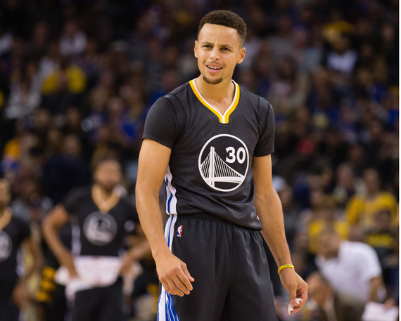 旧金山巨人在 2010、2012、2014 达成“偶数年王朝”，邦加纳成为世界大赛神话