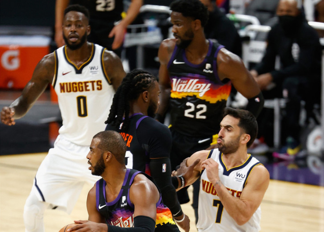 维尼修斯：友谊赛能帮巴西积累经验；我们都很喜欢和安帅共事