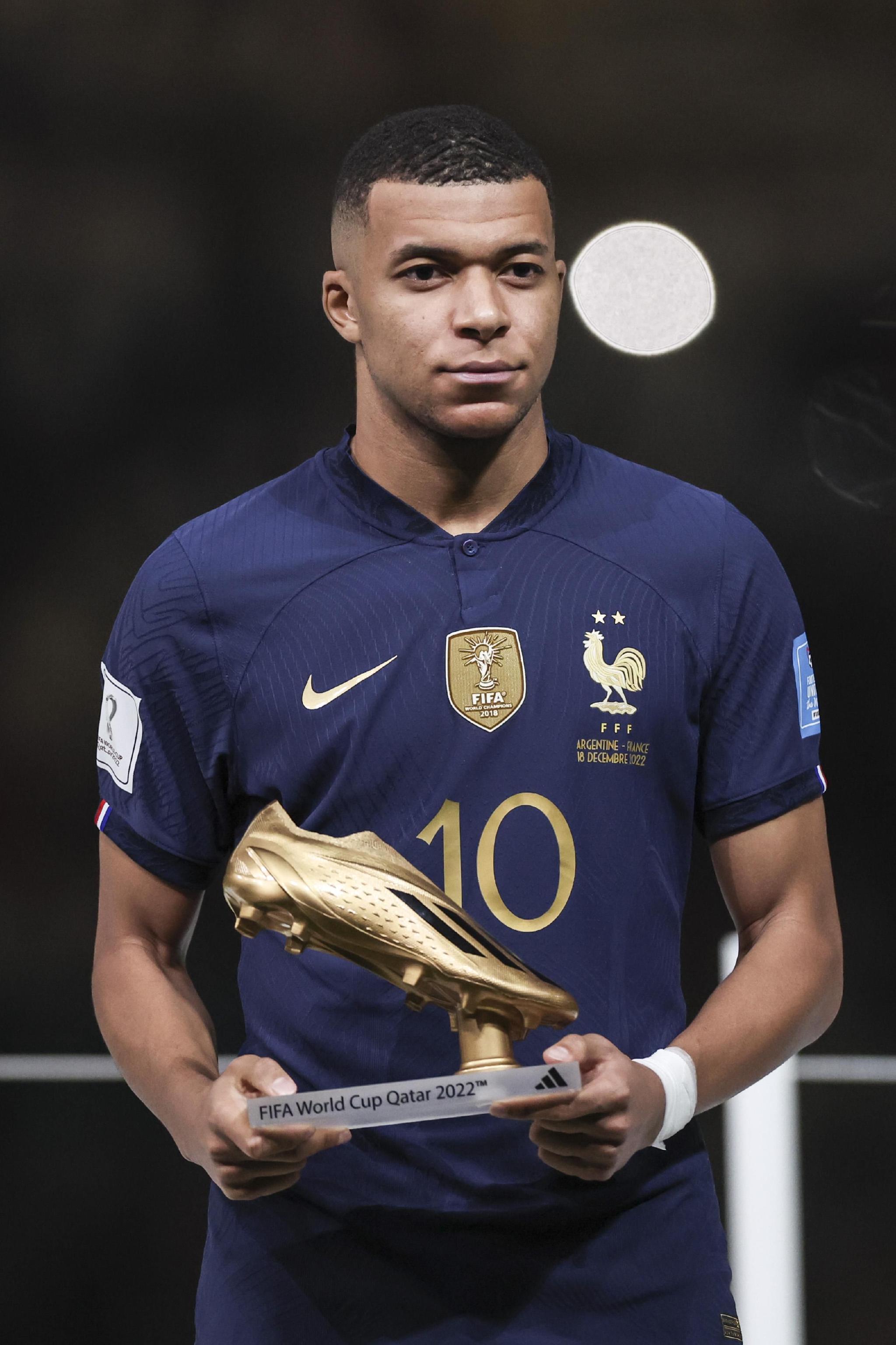 瓜迪奥拉：罗德里腘绳肌仍有问题；阿森纳太强了差距已经存在