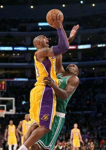 文班亚马轰21+6+3仍无缘今日最佳